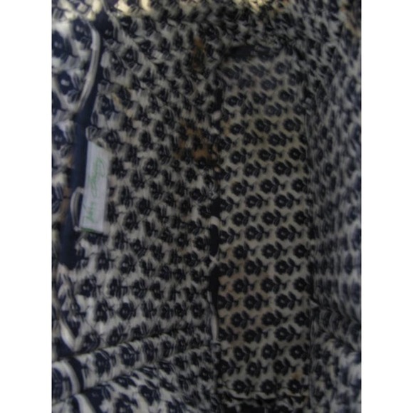 Vera Bradley Large Shoulder Bag, 14" x 12" All zippers work. - Picture 10 of 11